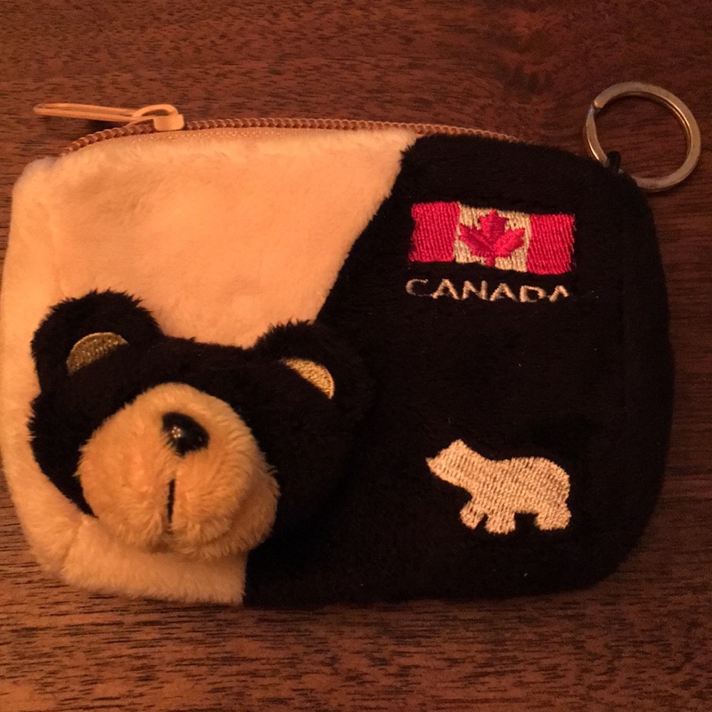 Super Cute Souvenir Canada Bear Head Coin Purse